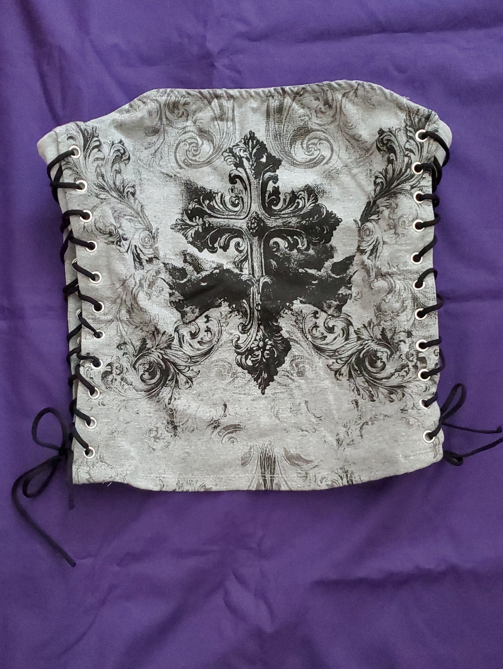 *NWT* Hot Topic Filigree Cross Girls Tube Top